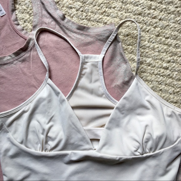 2 FABLETICS workout tops! - Picture 14 of 15